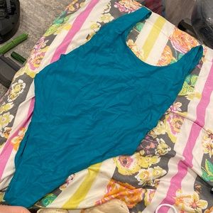 No tags but never worn